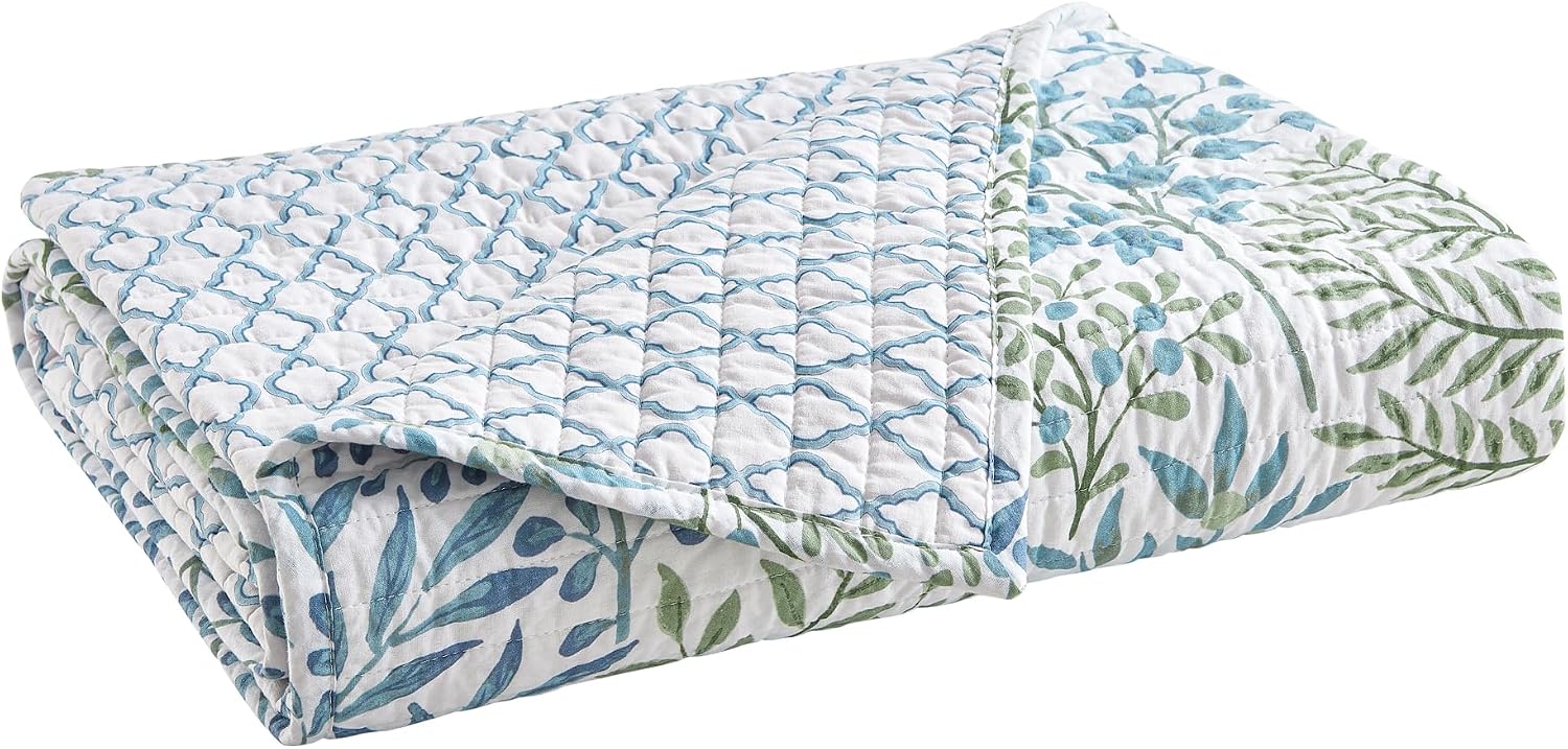 Forest Green Leaves Cotton Quilted Throw 50x60in